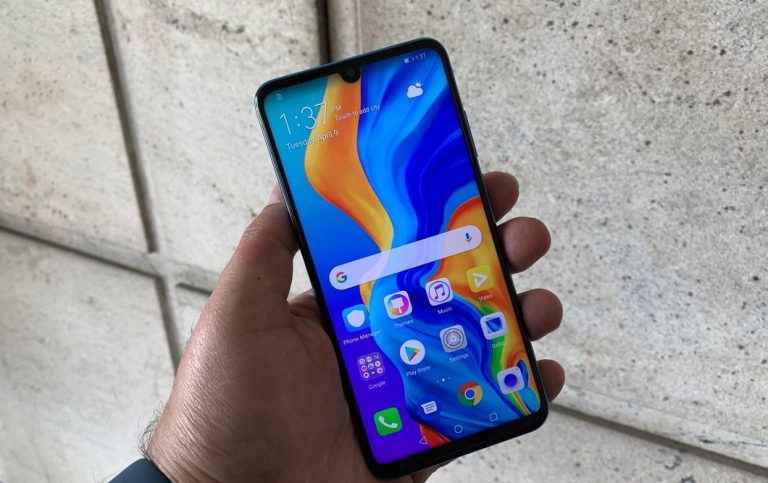 Huawei P30 Lite Layar