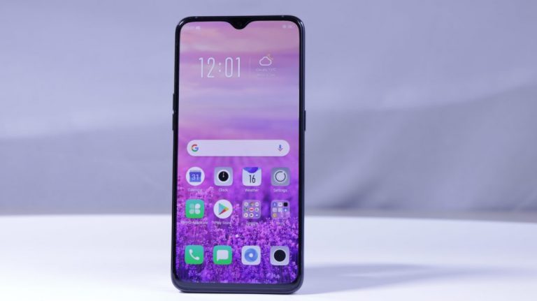 Oppo R17 Pro Layar