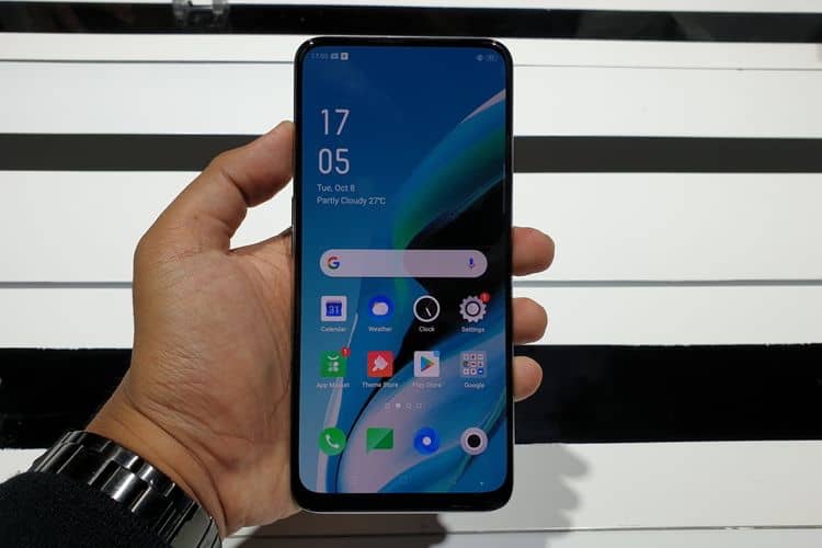 Oppo Reno 2F Layar