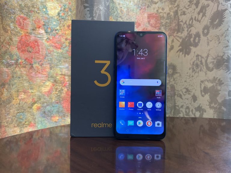 Realme 3 Layar