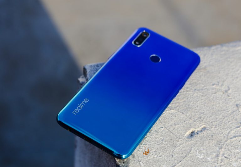 Realme 3 Desain