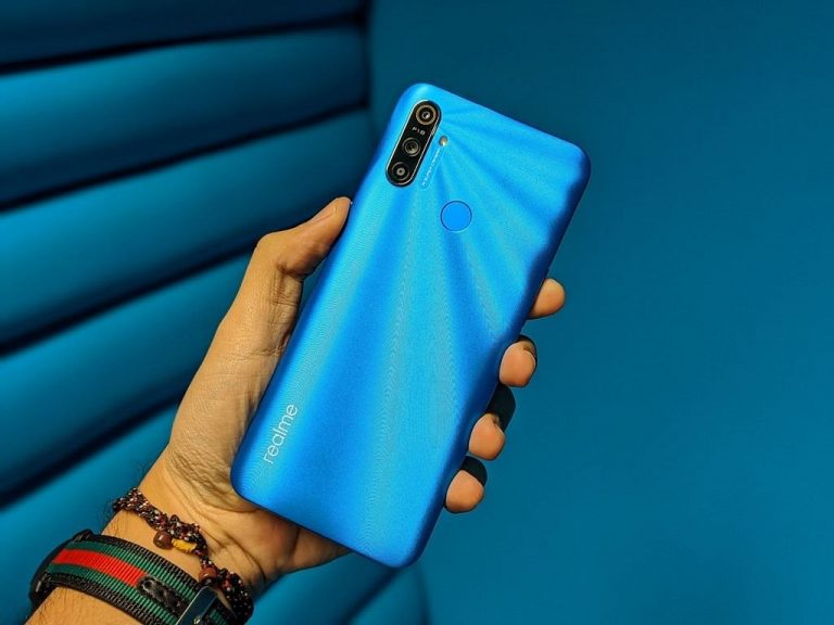 Realme C2 Desain