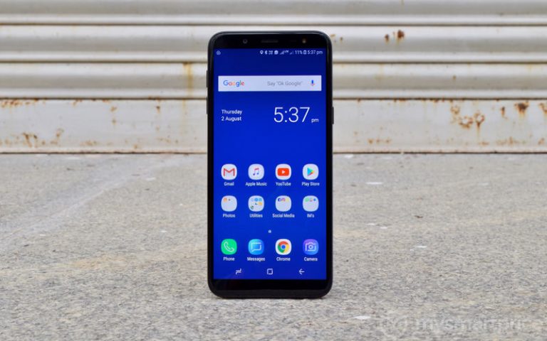 Samsung Galaxy J6 Layar