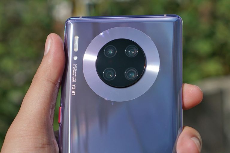 Телефон хуавей мате 50. Хуавей мейт 30 про. Huawei Mate 40 Pro. Huawei Mate 40 Pro Camera. Huawei Mate 30 камера.