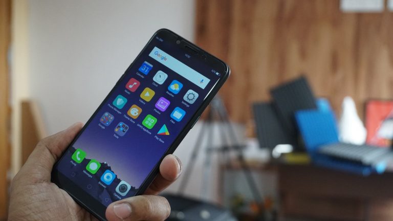 Layar OPPO A83